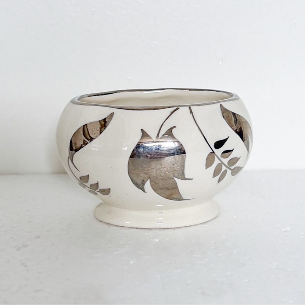 Vtg Sugar Bowl Marked Sandland  Hanley Staffordshire Made In England Silver Leaf